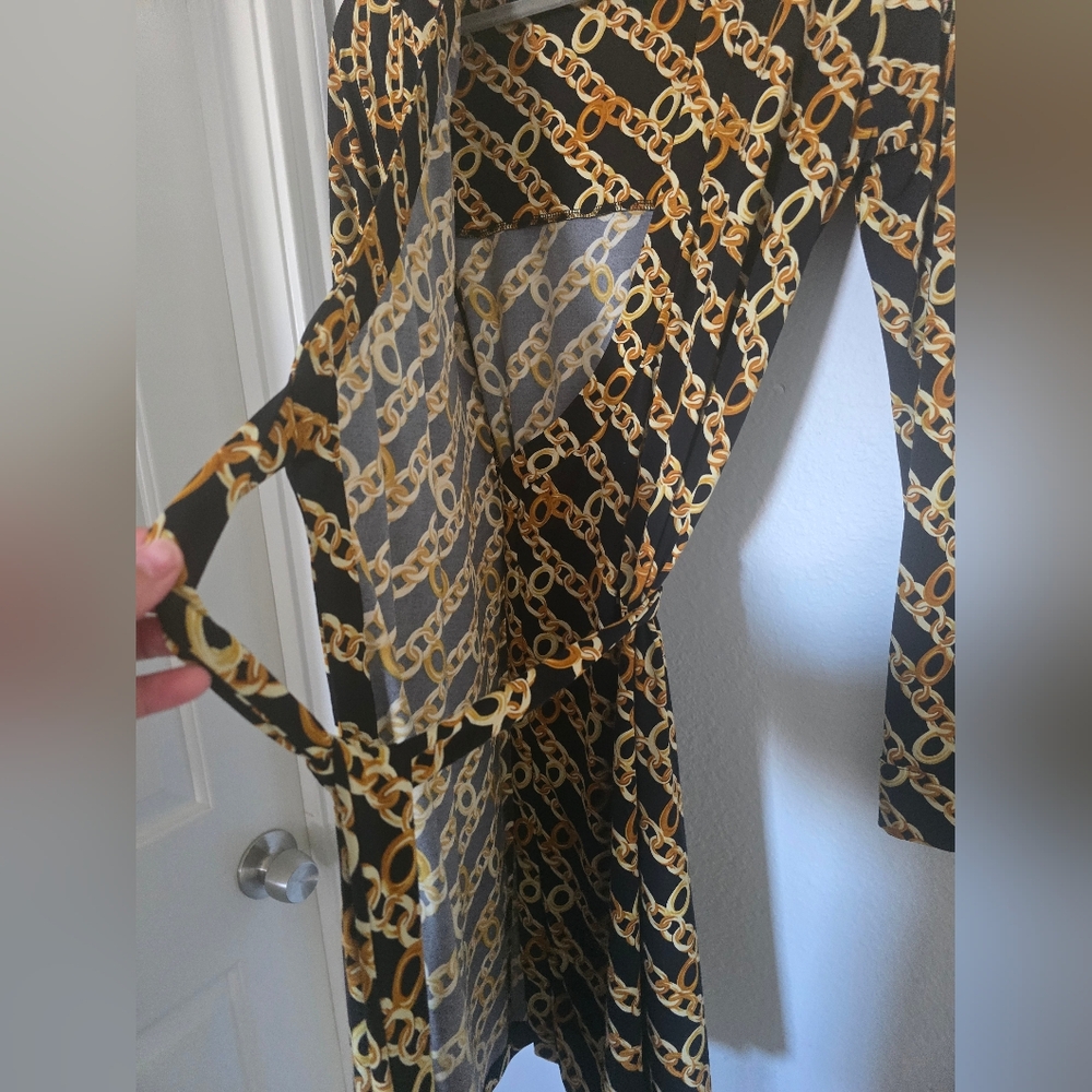 Calvin Klein Chain Faux Wrap Black Gold Chain Pattern Dress Size 4 EUC - Picture 7 of 12